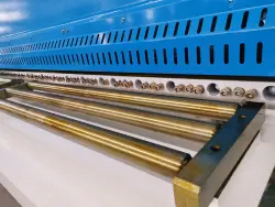 Ahyw Anhui Yawei Гидравлический гильотинный станок с ЧПУ